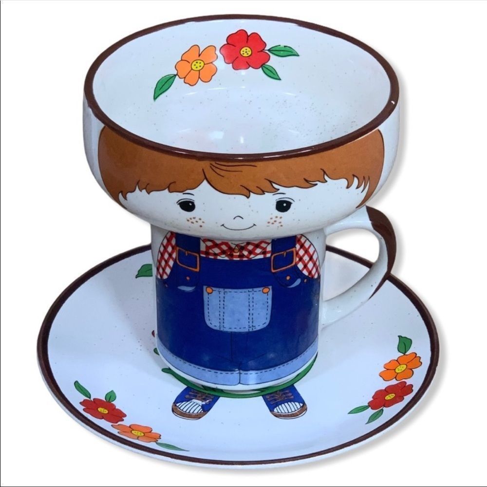 1970’s Children’s Dinnerware Set